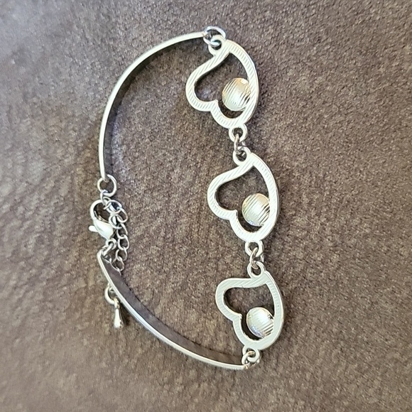 3/$30 Pastel Hearts Coquette Chain Bracelet - Picture 6 of 6